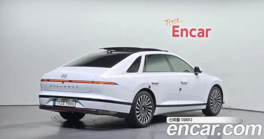 Hyundai Grandeur 