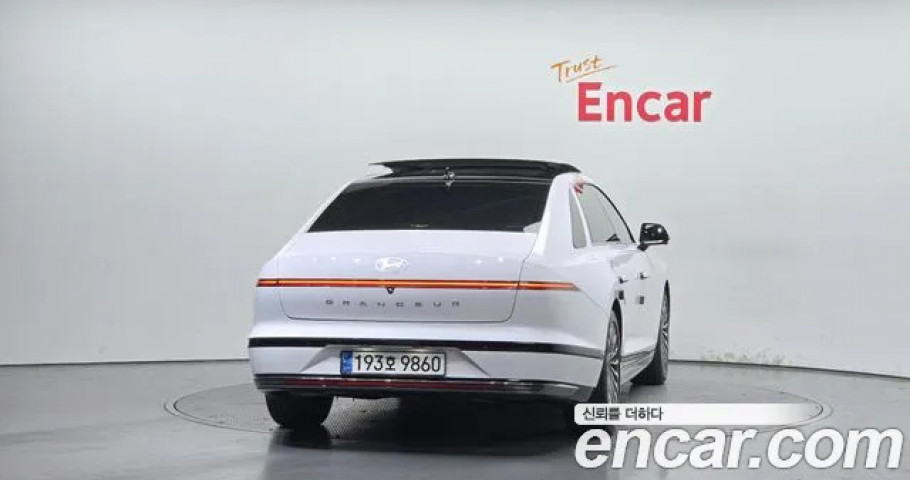 Hyundai Grandeur 