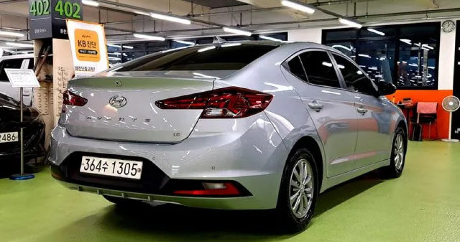 Hyundai Avante (Elantra) 