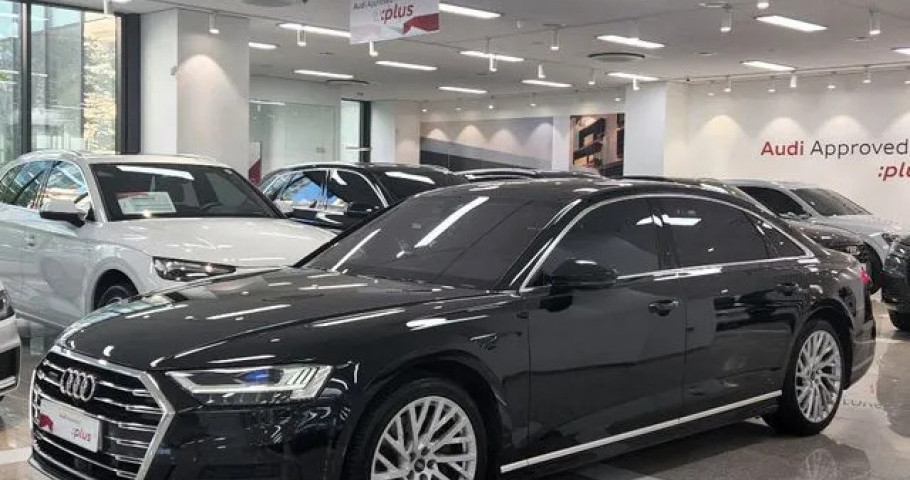 Audi A8 