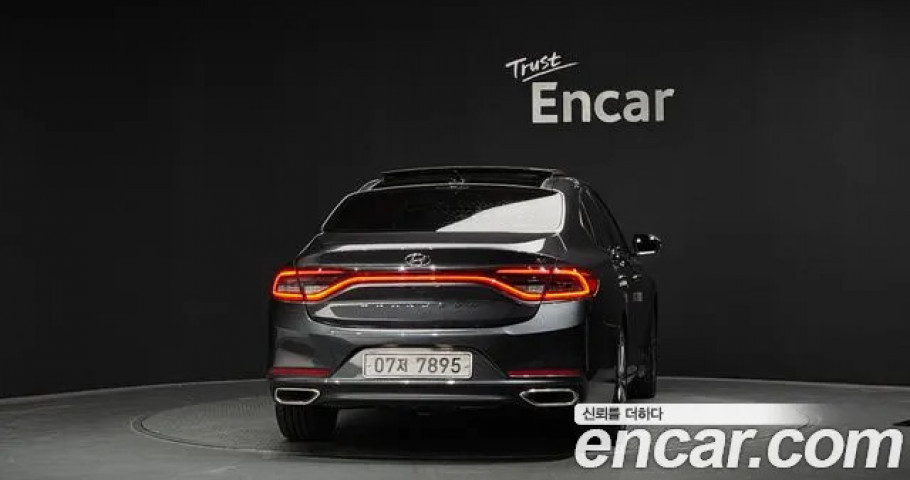 Hyundai Grandeur 