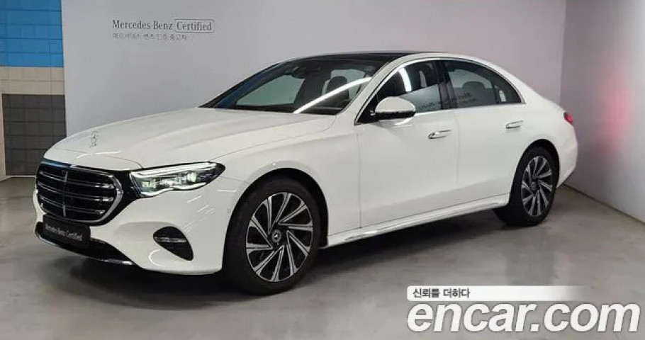 Mercedes-Benz E-Class 