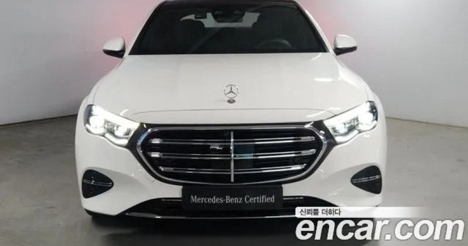 Mercedes-Benz E-Class 