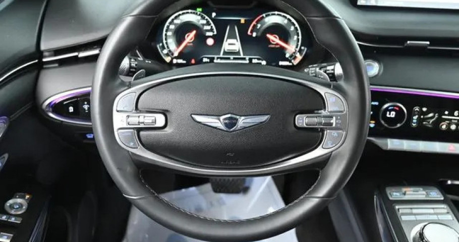 Genesis Gv70 