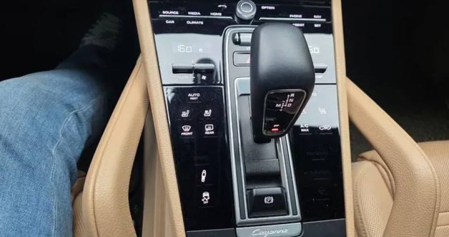 Porsche Cayenne 