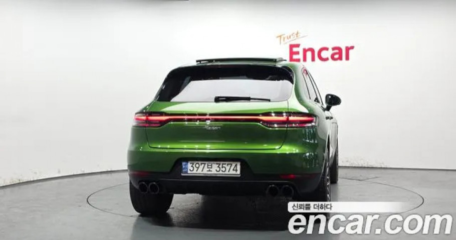 Porsche Macan 