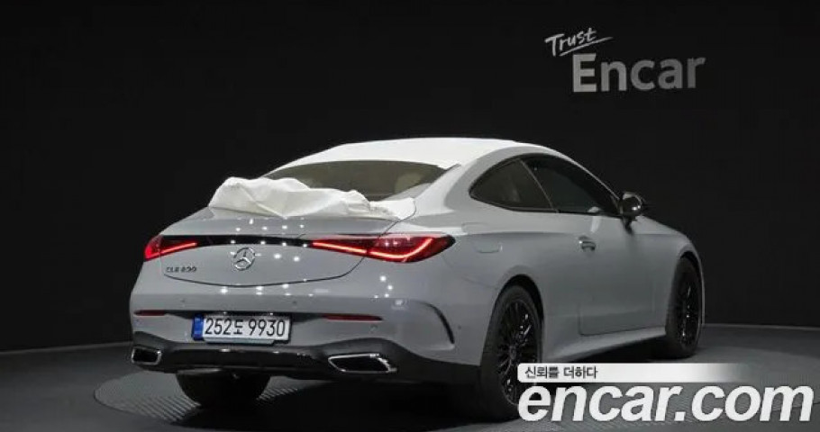 Mercedes-Benz Cle-Class 