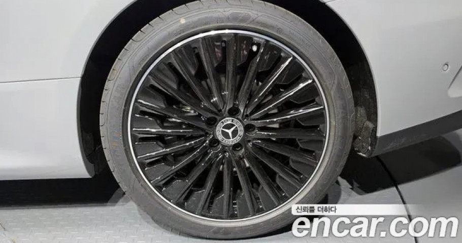 Mercedes-Benz Cle-Class 