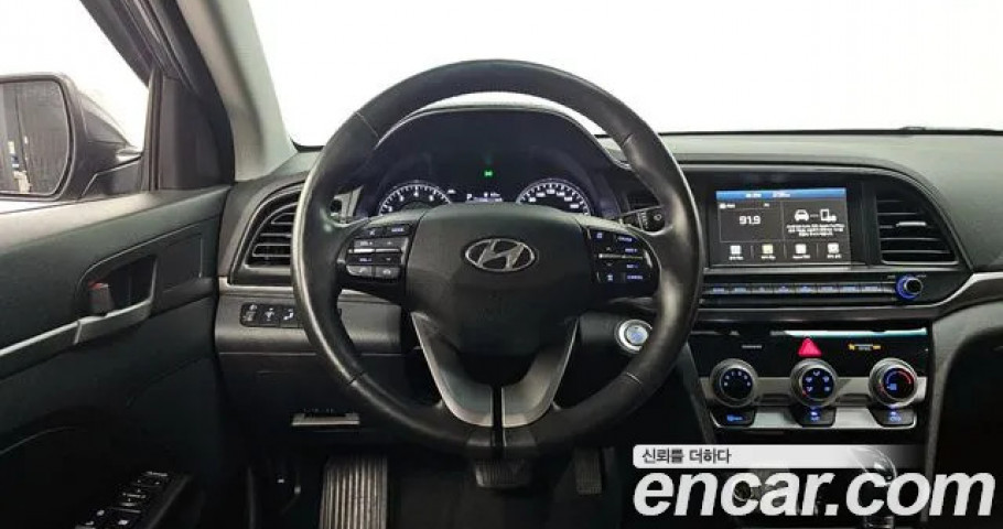 Hyundai Avante (Elantra) 