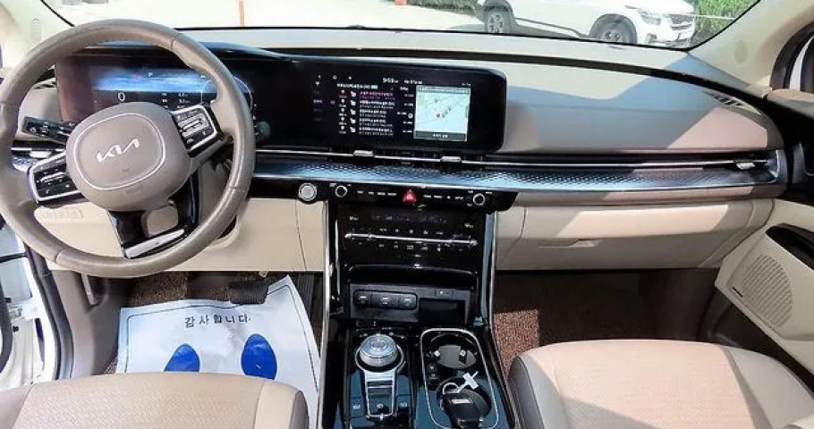 Kia Carnival 
