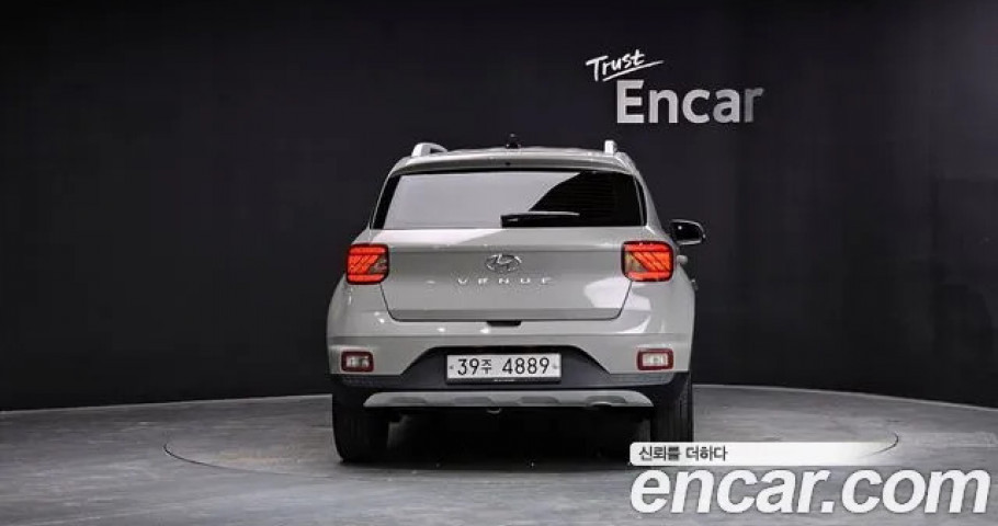 Hyundai Venue 