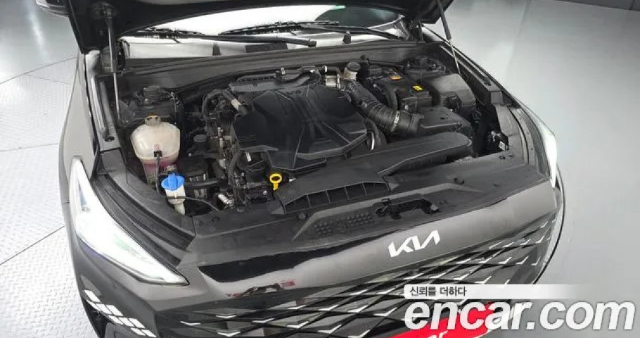 Kia K8 