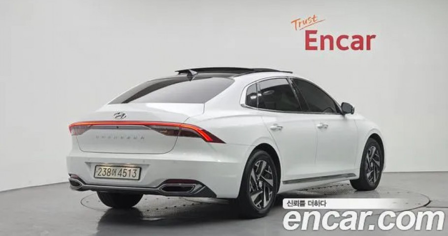 Hyundai Grandeur 