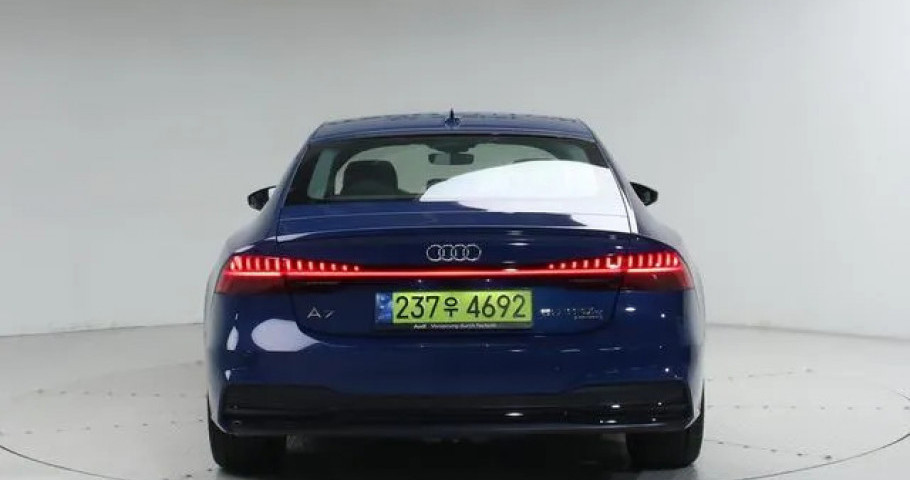 Audi A7 