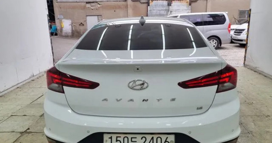 Hyundai Avante (Elantra) 