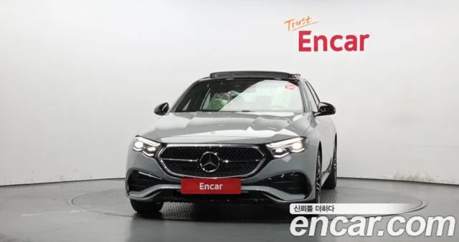 Mercedes-Benz E-Class 