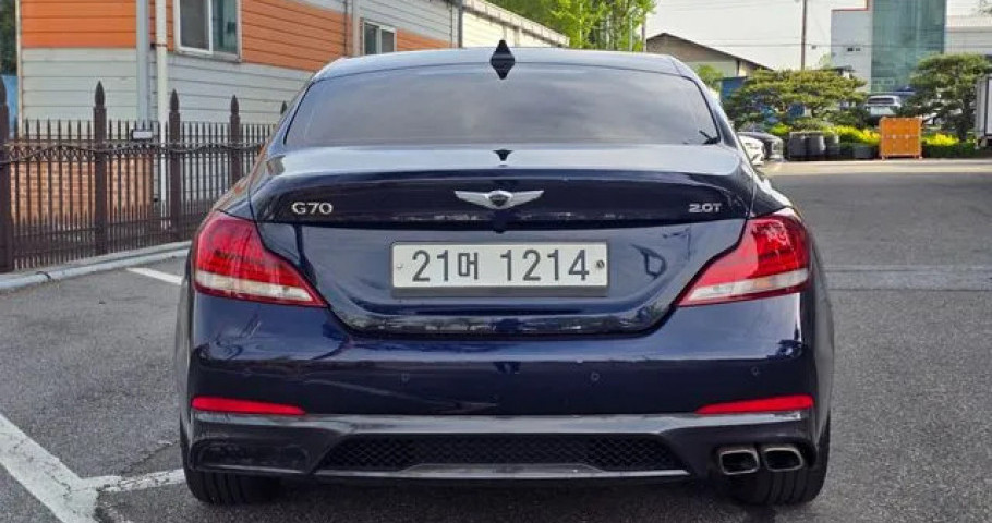 Genesis G70 