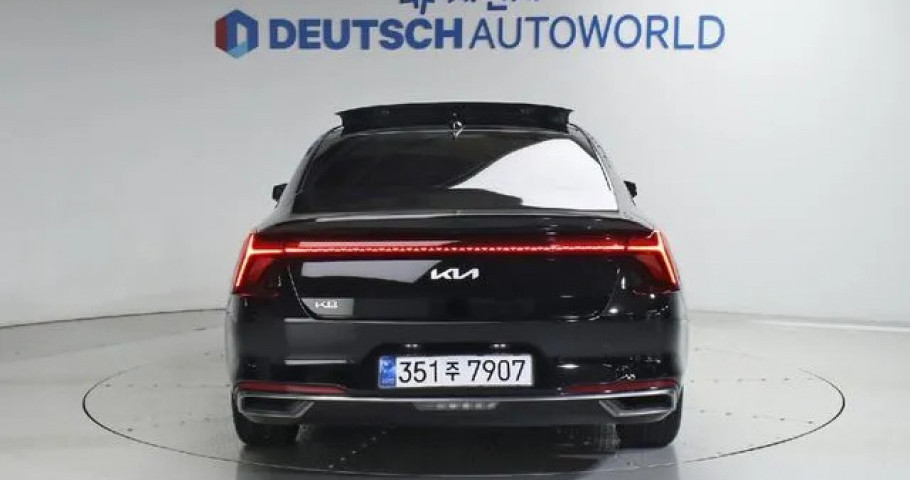 Kia K8 
