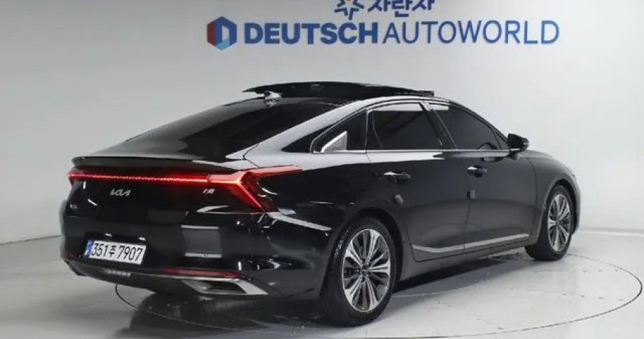 Kia K8 