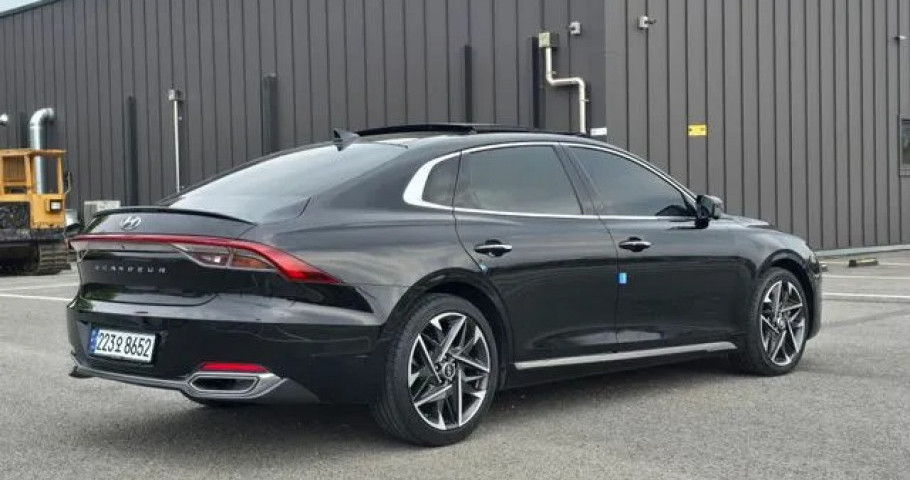 Hyundai Grandeur 