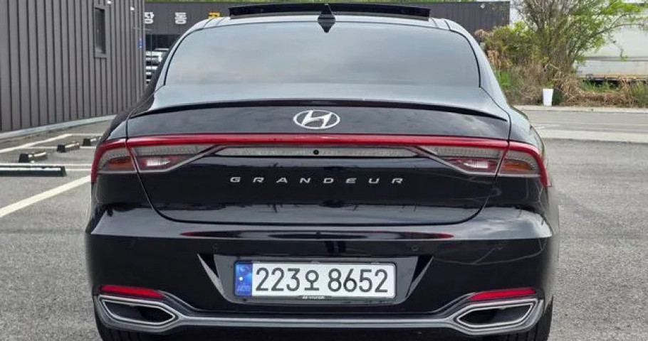 Hyundai Grandeur 