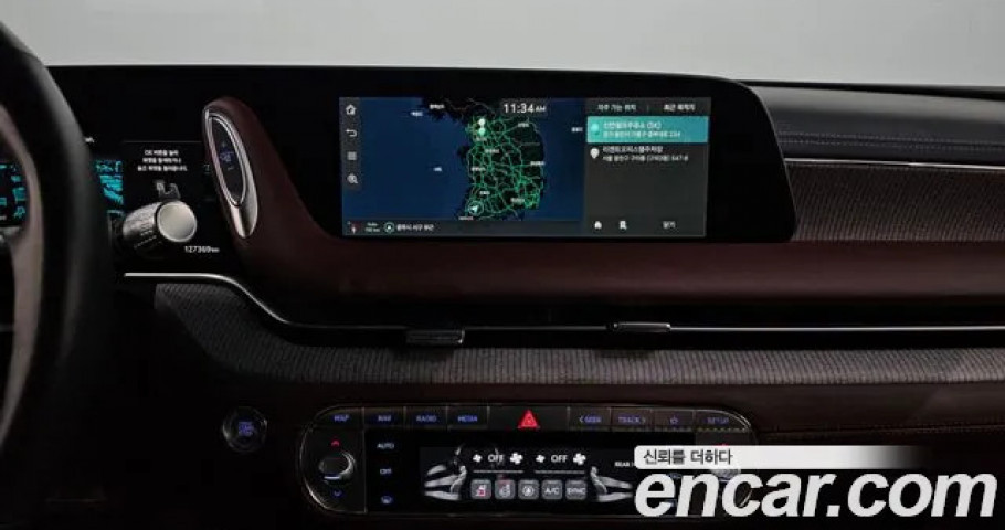 Genesis G90 