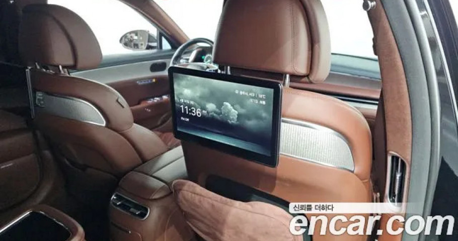 Genesis G90 