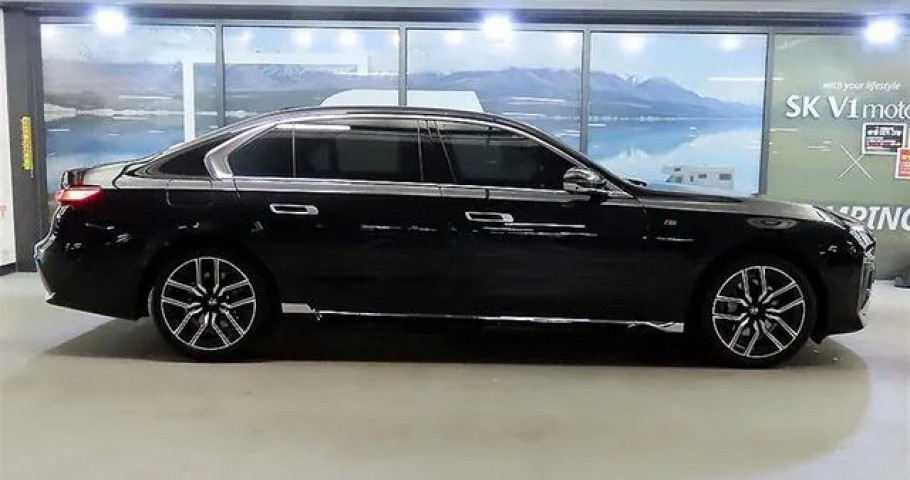 Bmw 7-Series 
