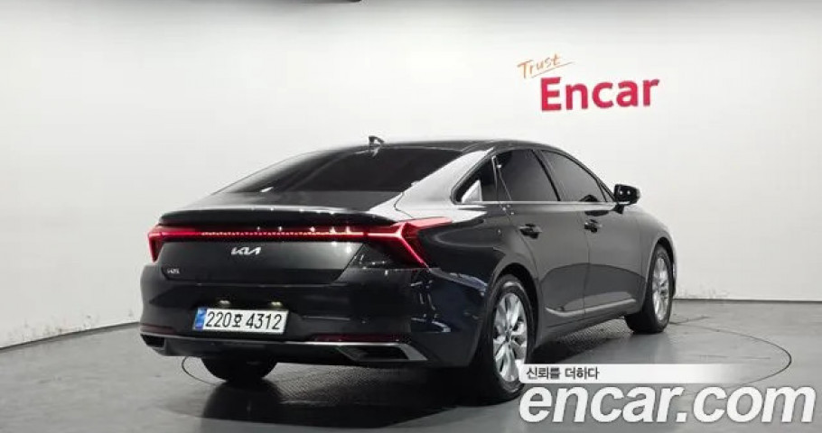 Kia K8 