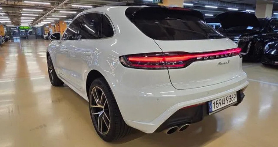 Porsche Macan 