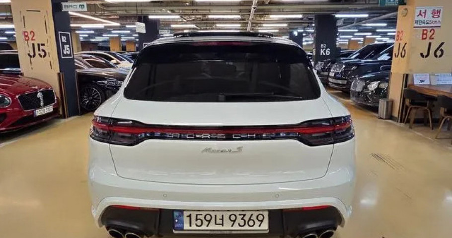 Porsche Macan 