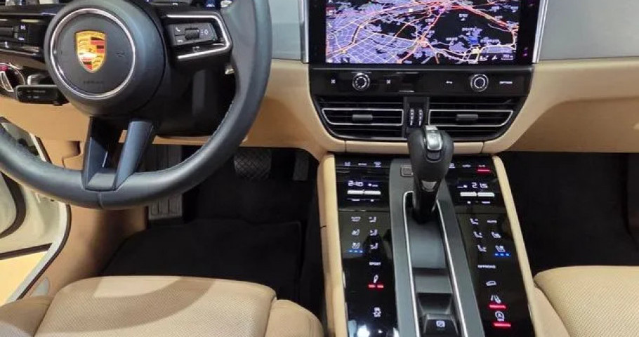 Porsche Macan 