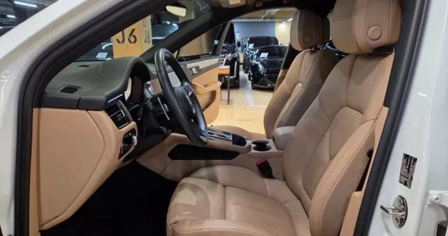 Porsche Macan 