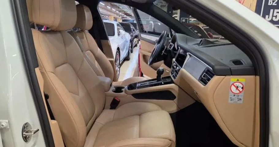 Porsche Macan 