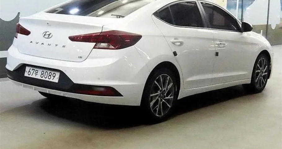 Hyundai Avante (Elantra) 