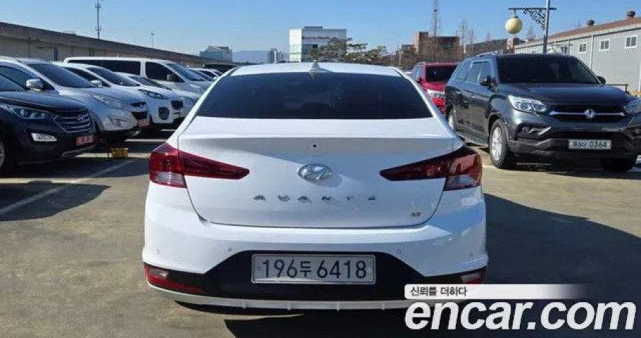 Hyundai Avante (Elantra) 