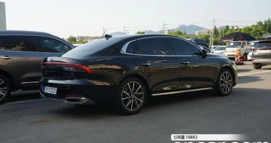Hyundai Grandeur 