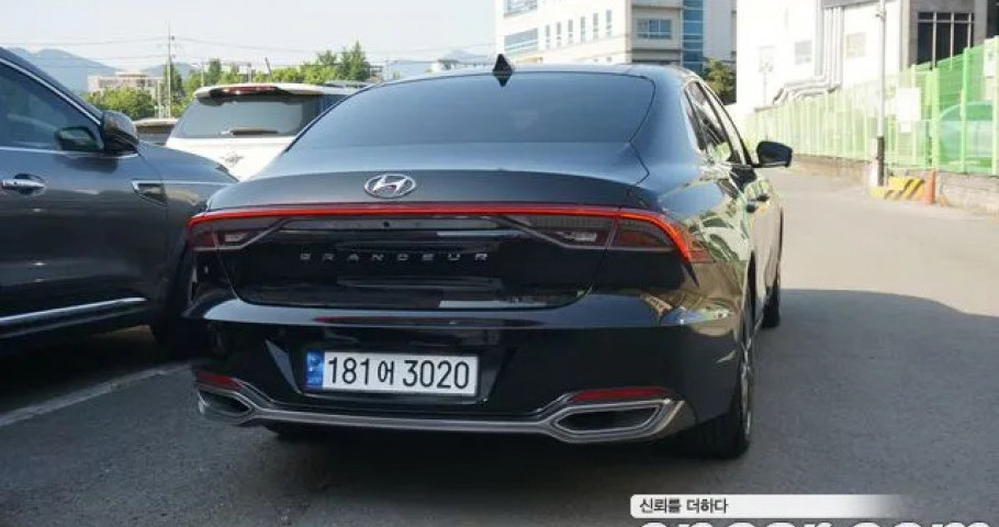Hyundai Grandeur 