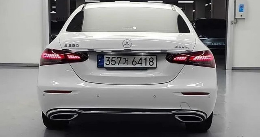 Mercedes-Benz E-Class 
