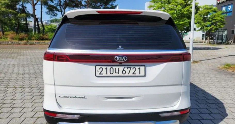 Kia Carnival 