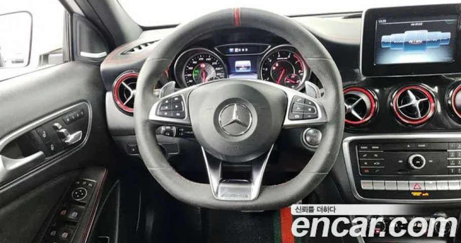 Mercedes-Benz Gla-Class 