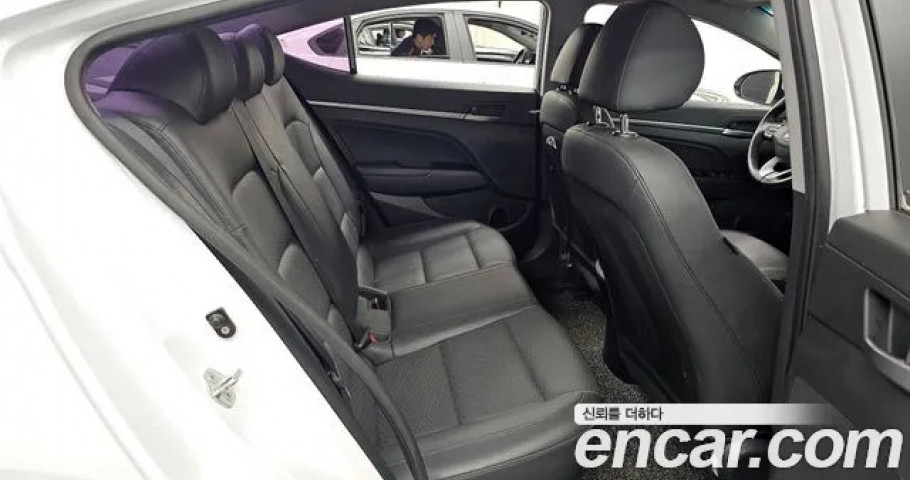Hyundai Avante (Elantra) 