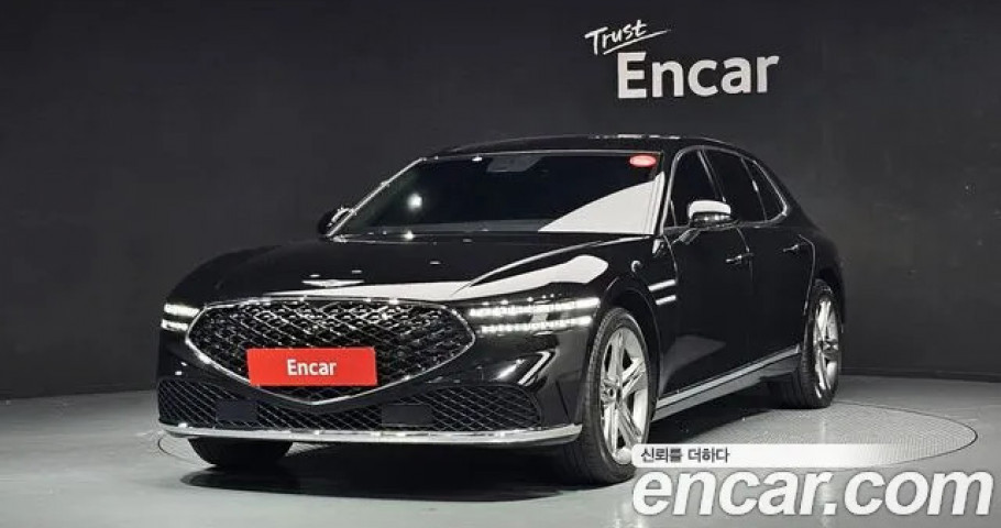 Genesis G90 