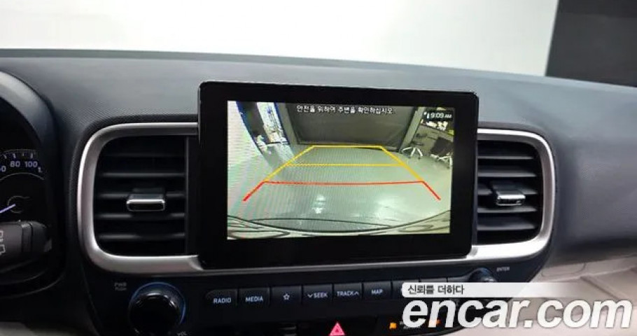 Hyundai Venue 