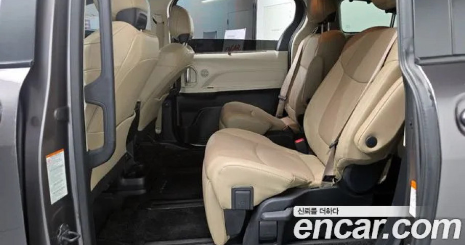 Toyota Sienna 