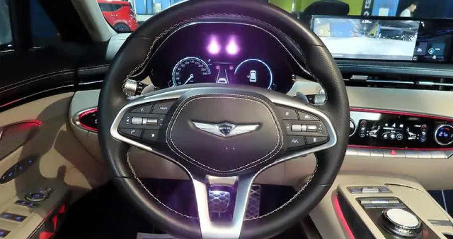 Genesis Gv70 