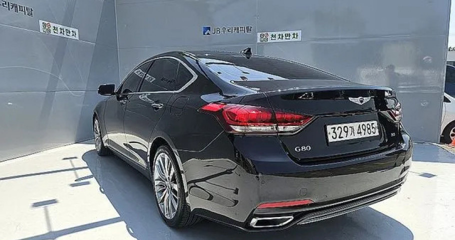 Genesis G80 