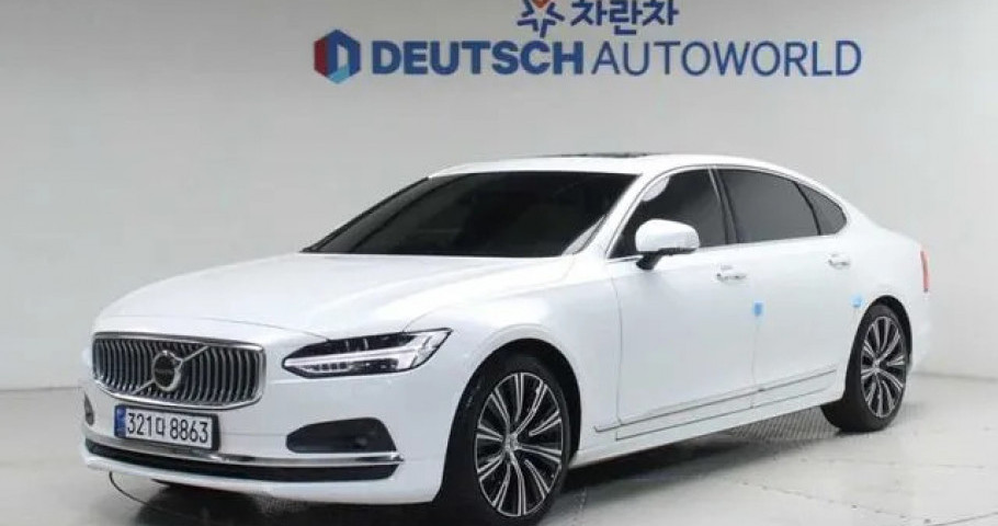 Volvo S90 