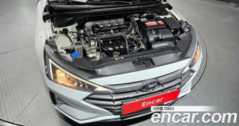 Hyundai Avante (Elantra) 