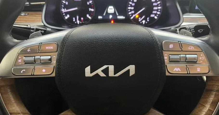 Kia K9 